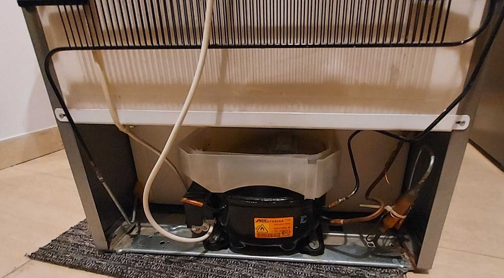 Lodówka Electrolux CT 280 z zamrażarką (st. bdb-) – Warszawa Kobiałka