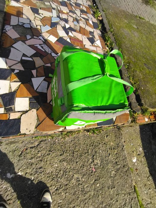 Vendo mochila da Uber Golovo bot está bom estado...