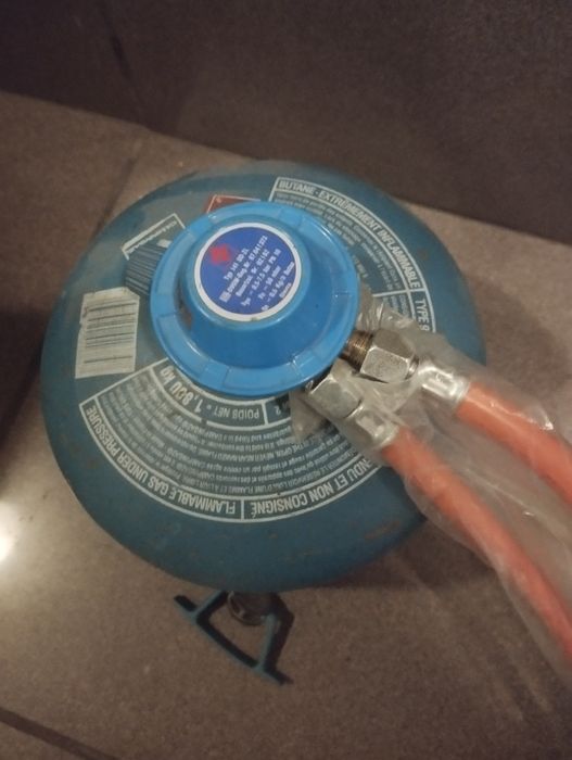 Butla gazowa campingaz ,reduktor wąż pełna