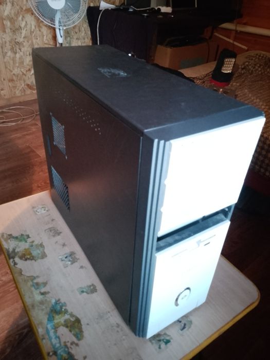 Корпус ATX . Тільки САМОВИВІЗ !!!