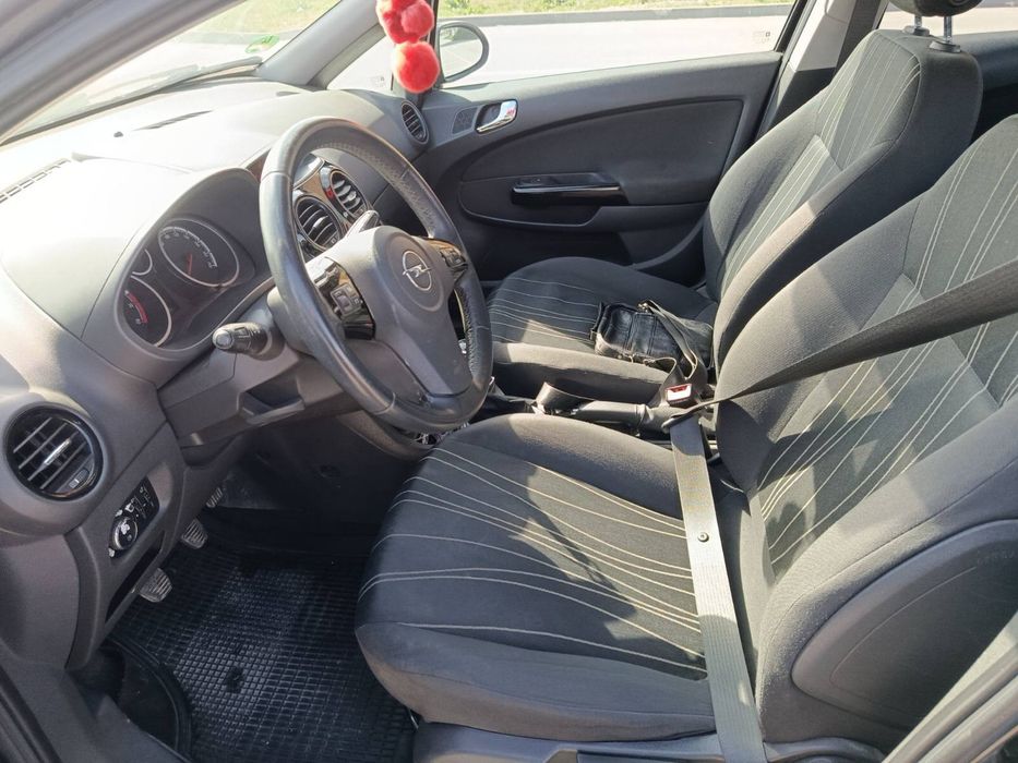 Продам Opel Corsa 2010