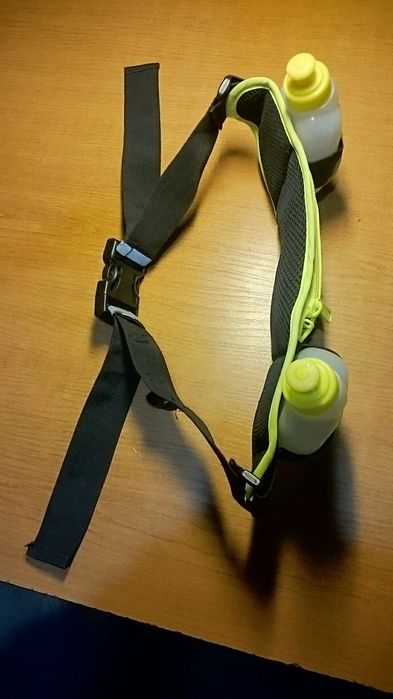 Pas do biegania Karrimor Run ( 2x butelki , kieszonka na tel , opaska na rękę z kieszenią )
