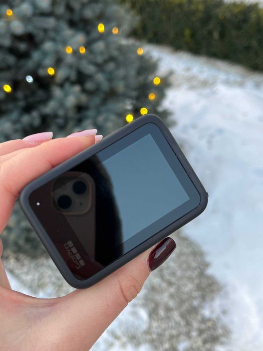 Екшн-камера GoPro Hero 11 з кріпленням на голову