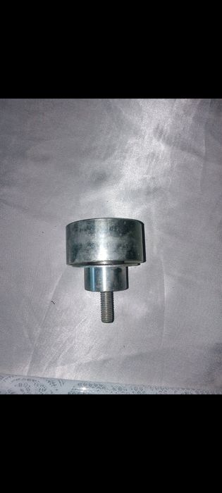 Продам амортизатори на case 3330  та іще деякі запчастини,