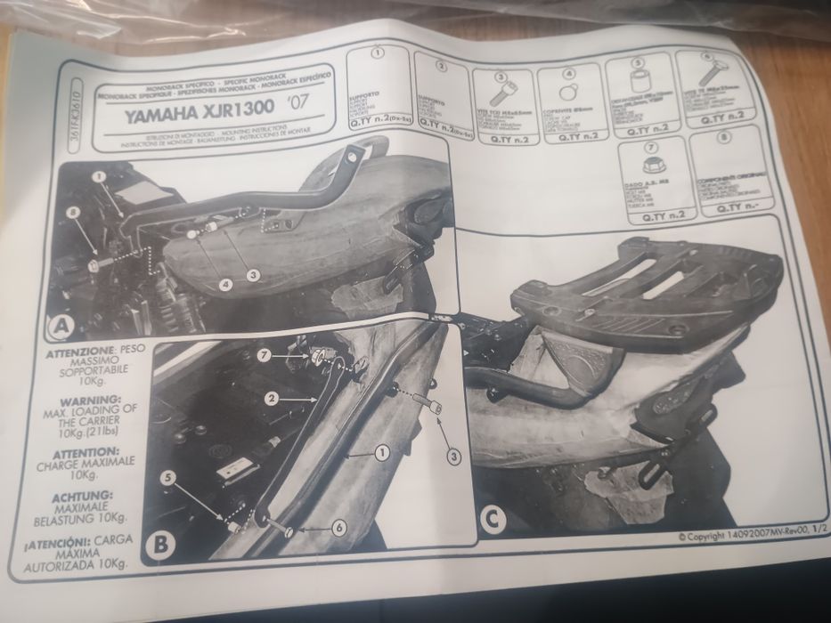 Stelaż kufra centralnego Yamaha xjr 1300