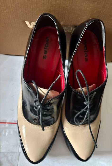 Wojas  półbuty damskie na obcasie SKÓRA beż, czerń VERO GOMMA