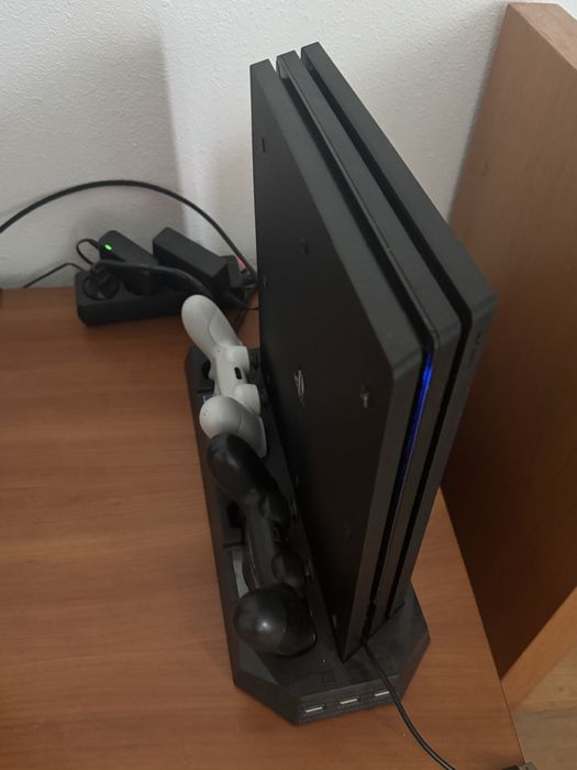 Playstation 4 pro 1 terabyte