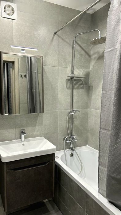 Продаж‼️1к квартири ЖК Софія Клубний Мінімальне оформлення
Площа — 38