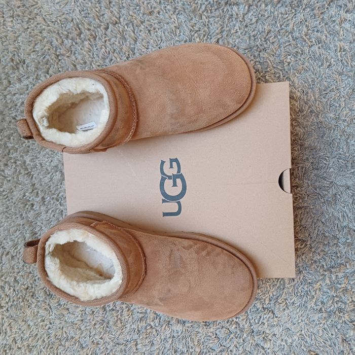 Buty Ugg classic ultra mini