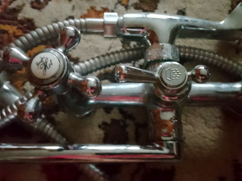 Продам кран смеситель