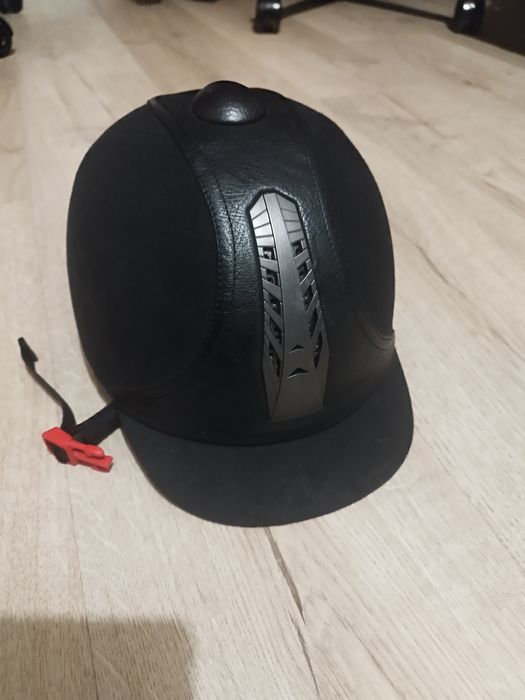 Kask jeździecki firmy kylin nr 53