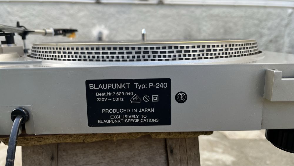 Blaupunkt P-240 Gira-discos Automático Direct Drive (Made in Japan)