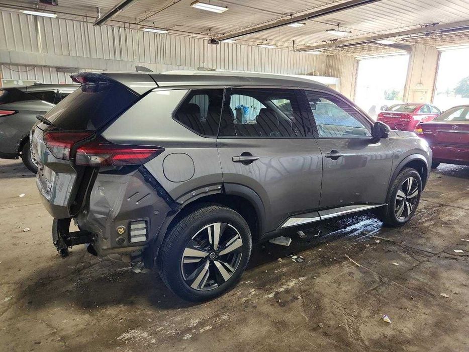 Nissan Rogue Platinum 2021 -