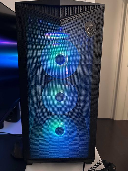 Estou a vender o meu PC topo de gama