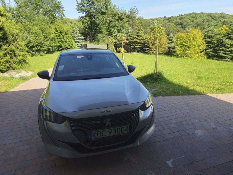 Peugeot e- 208gt