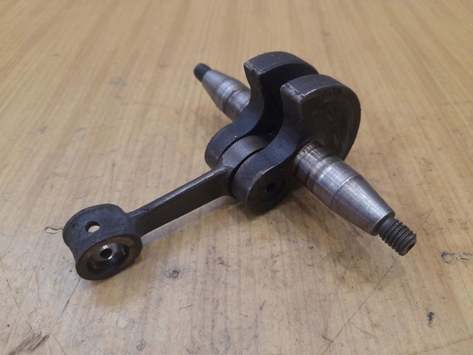 Husqvarna 140 R Wał Korbowy Korbowód