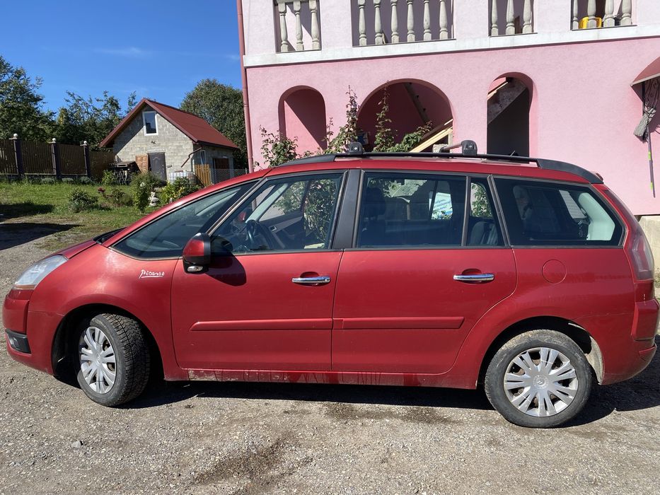 Продам машину Citroën C4 Picasso