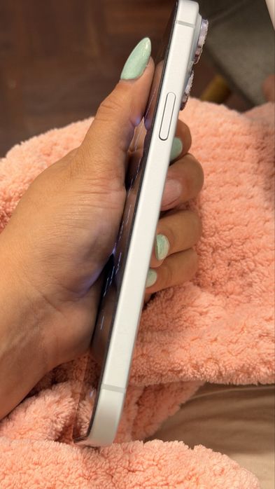 Iphone 15 plus 256GB semi novo