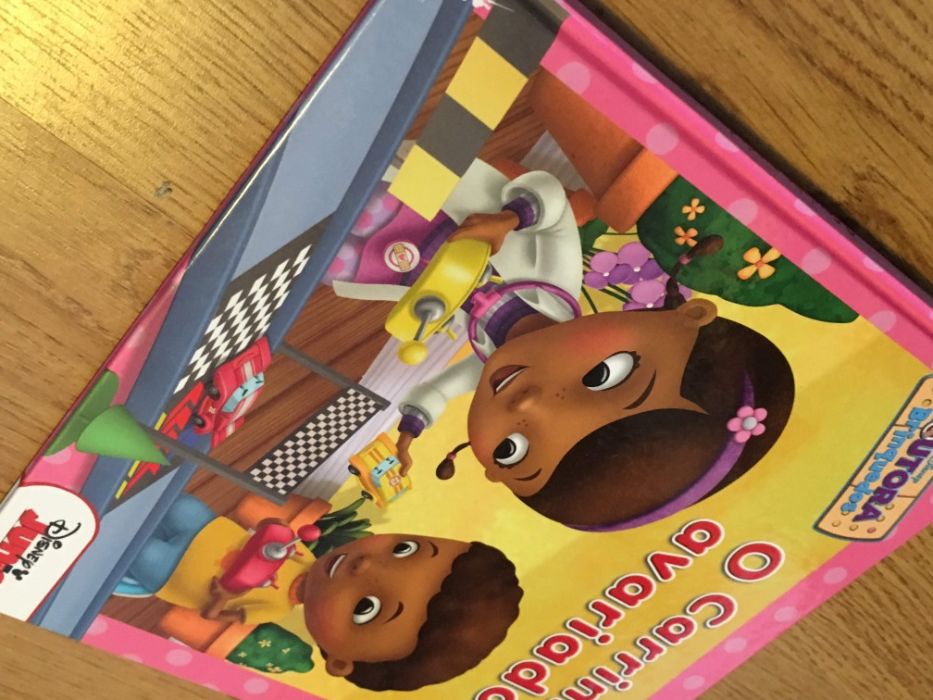 Livro infantil O Carrinho Avariado