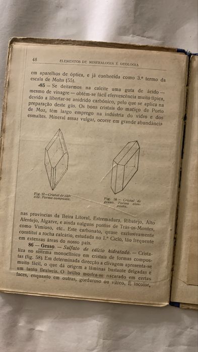Elementos de Mineralogia e Geologia