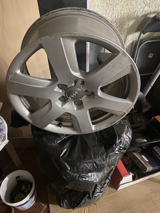 Vendo ou troco jantes audi R17