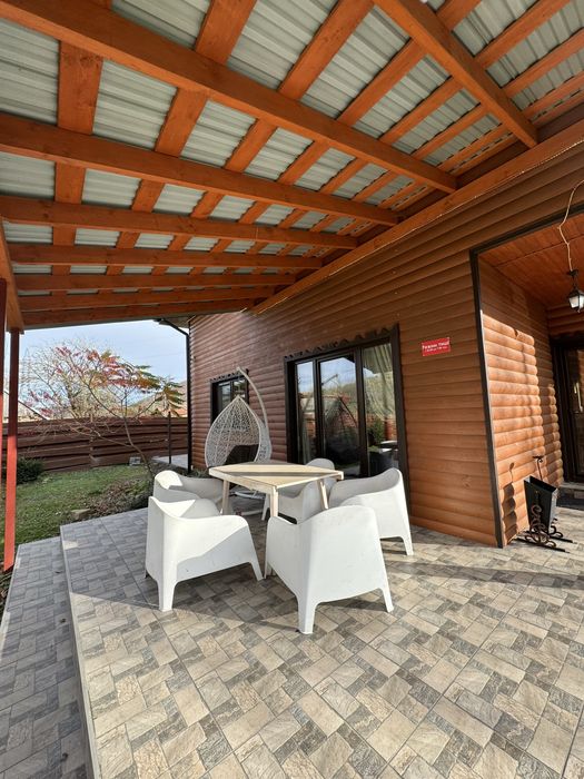 Відпочинок у Карпатах котеджі біля річки та лісу