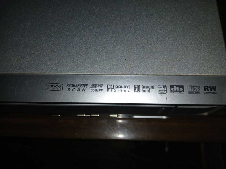 COMBO Magnetowid z DVD LG Electronics VC9800