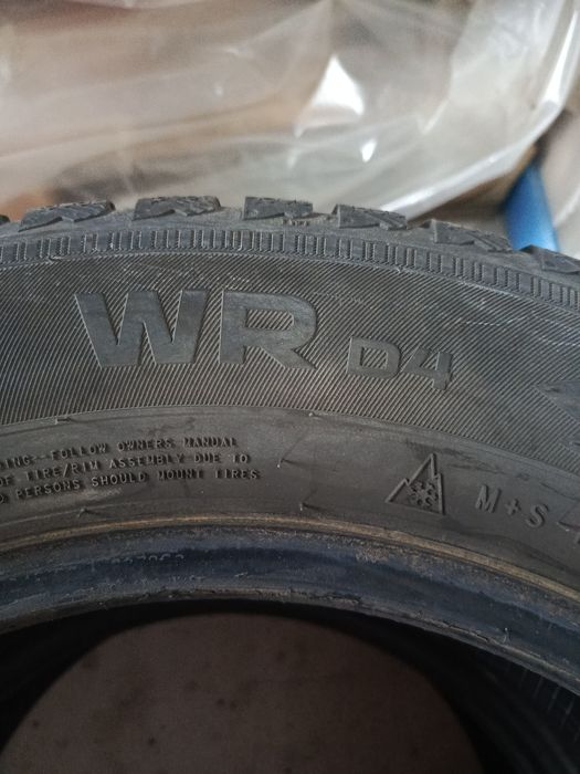 2 szt. OPONY ZIMOWE Nokian WR d4 185/65/15  2szt