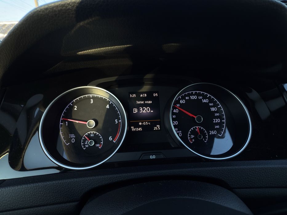 Volkswagen Golf 7 1.6 TDI автомат, 2015 рік