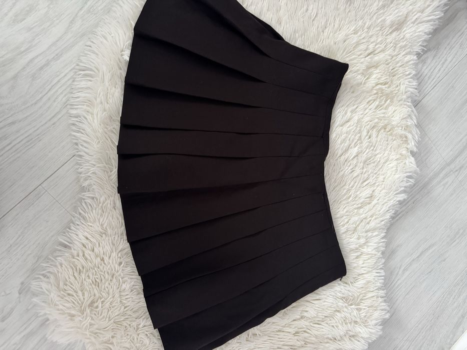 Жіночі шорти- спідниця Zara