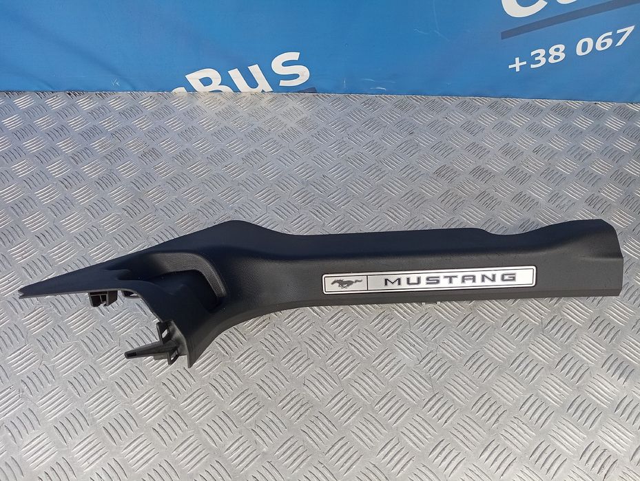 Накладка на поріг Ford Mustang Mach-E Молдинг Premium Форд Мустанг