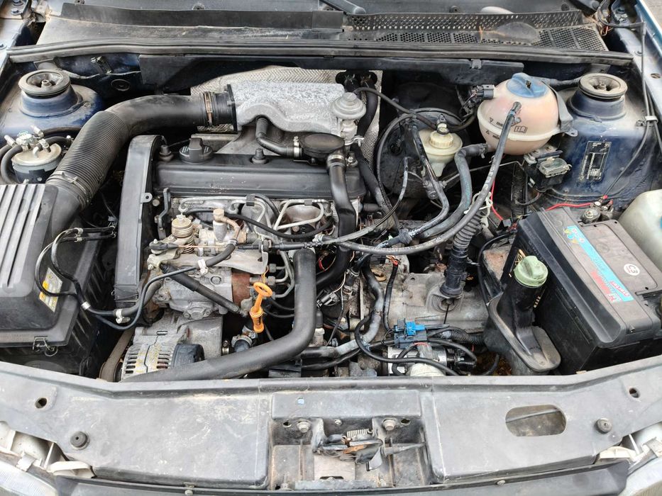 Vw golf III 1.9 diesel com selo e inspeção em dia