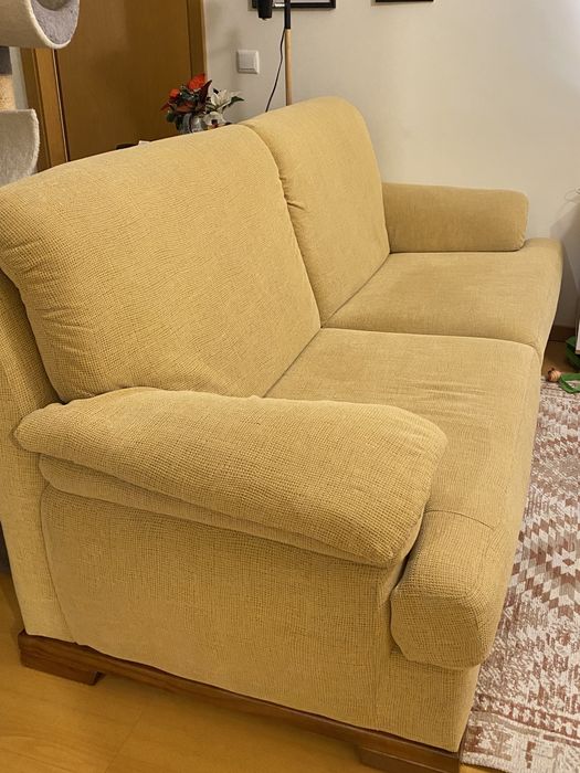 Conjunto Sofá e 2 poltronas