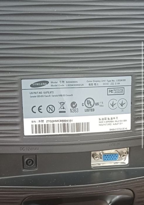 Монитор Samsung SyncMaster SA300