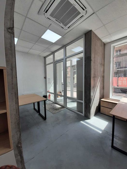 Оренда нежитлового приміщення 60 кв м, вул. Солом'янська 20-В