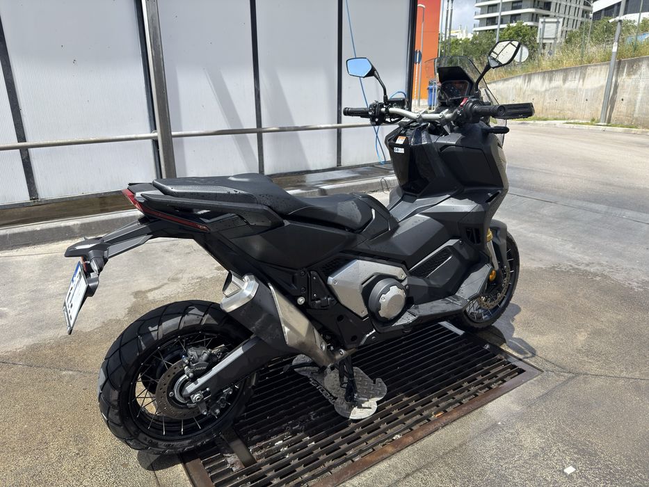 Honda X-ADV 750 2024 • 4.200km • Impecável • Como Nova