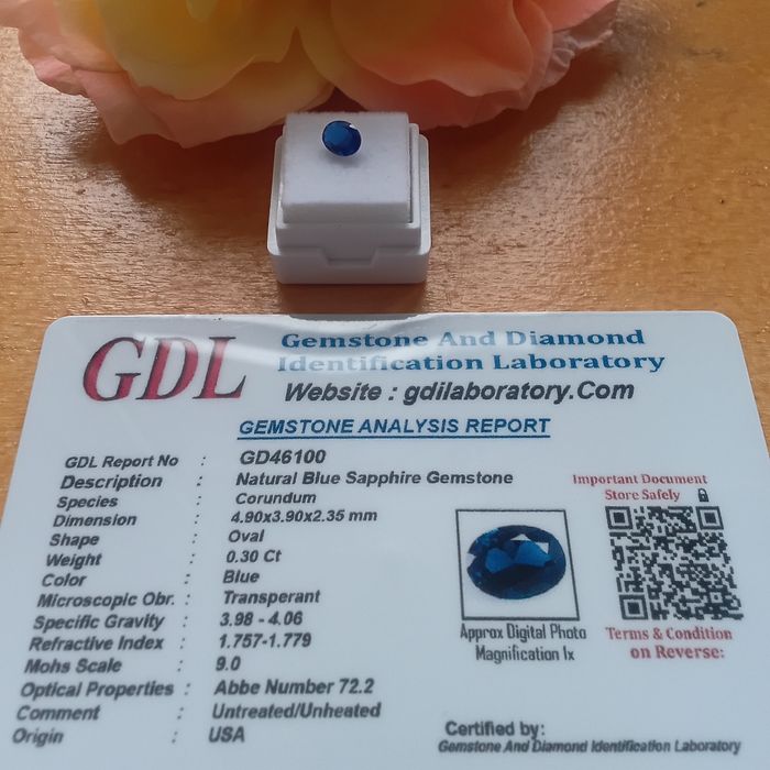 Safira Natural Certificada — Raridade e Elegância