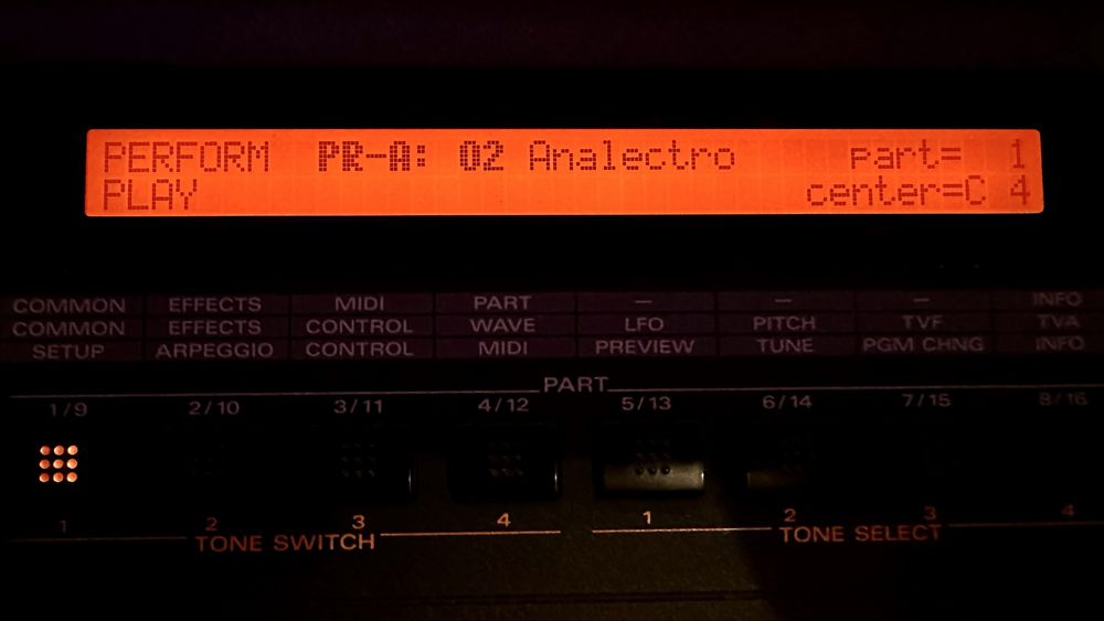 Roland  XP 30 Strymon Big Sky