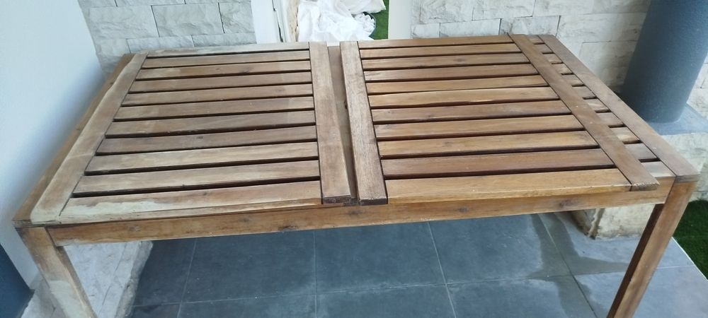 Vendo mesa de jardim511637589244651521