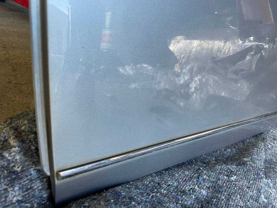 Дверь передняя левая водителя Mercedes W204 дверка передня ліва