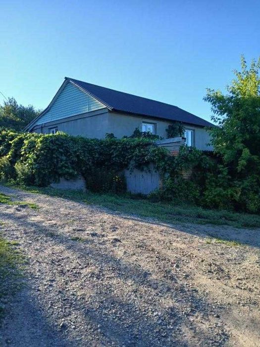 Срочна продажа капітального  будинку в Дергачах, Піски (круг автобусу)