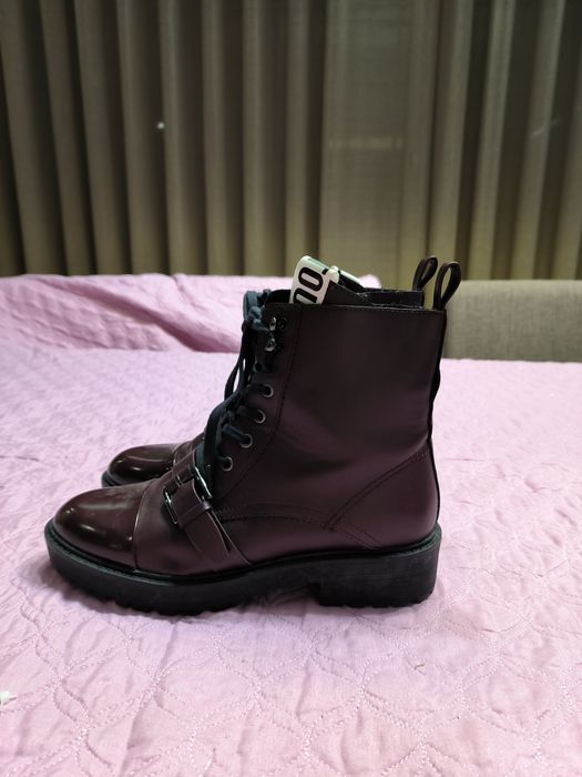 Botins bordô Stradivarius