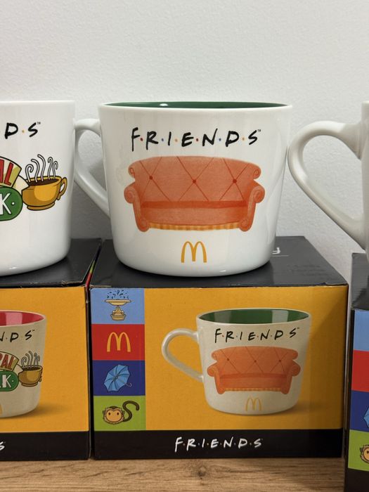 Повний набір чашки кружки фігурки Friends McDonald's Друзі Мак