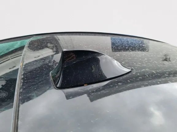 Base de antena BMW 7 (F01, F02, F03, F04)