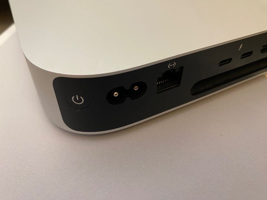 Apple Mac Mini M2 2023 (8-Core, 16Gb, 256Gb SSD)