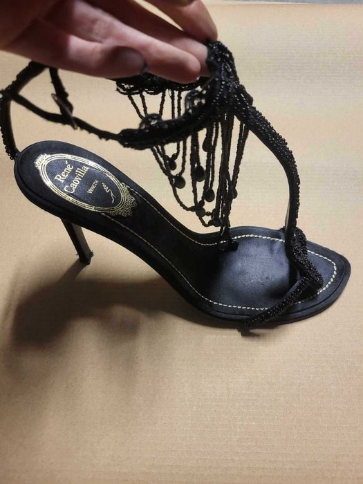 Sandálias Pretas com Missangas - René Caovilla