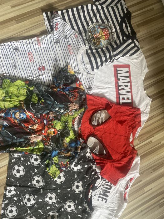 Koszulki chłopięce H&M