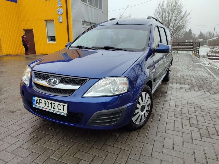Продам Lada Largus тот же самый Dacia Logan, Renault Logan полностью идентичный, 7 местный  автомобиль, 16-ти клапанным Рено мотором, гидроусилитель , кондиционер, подогрев сидений, электрозеркала, электростеклоподъёмники, центральный замок. Пробег 120 тысяч. Первый хозяин.