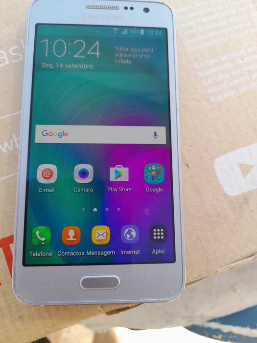 telemovel samsung galaxy a3 2018 como novo