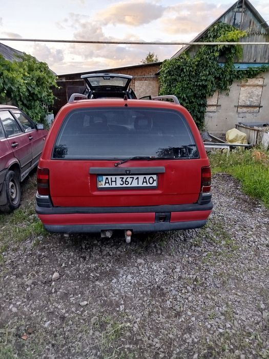 Opel omega A универсал